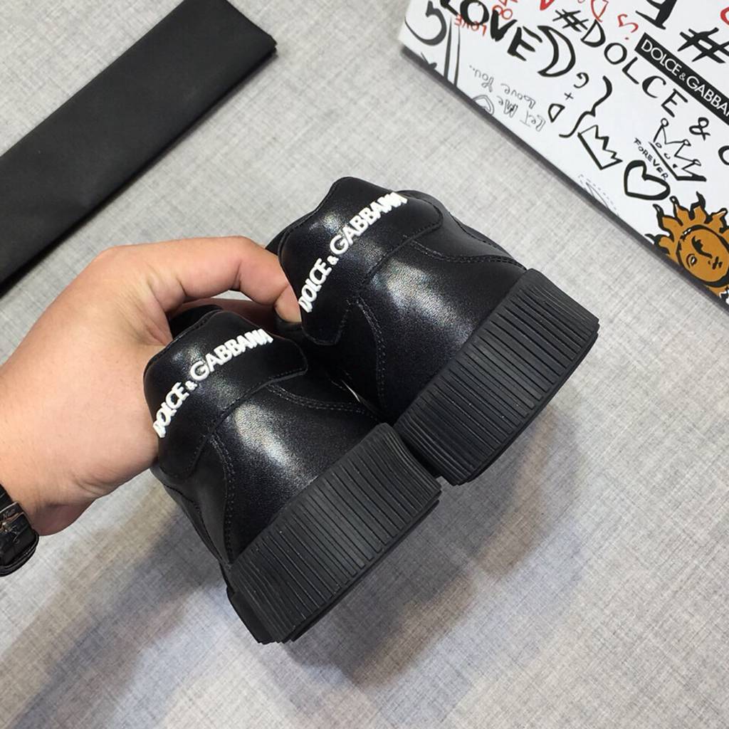 D*G sneaker
